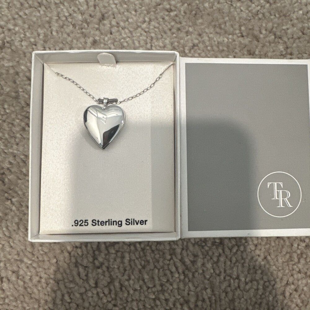 THINGS REMEMBERED STERLING SILVER 20MM HEART LOCKET